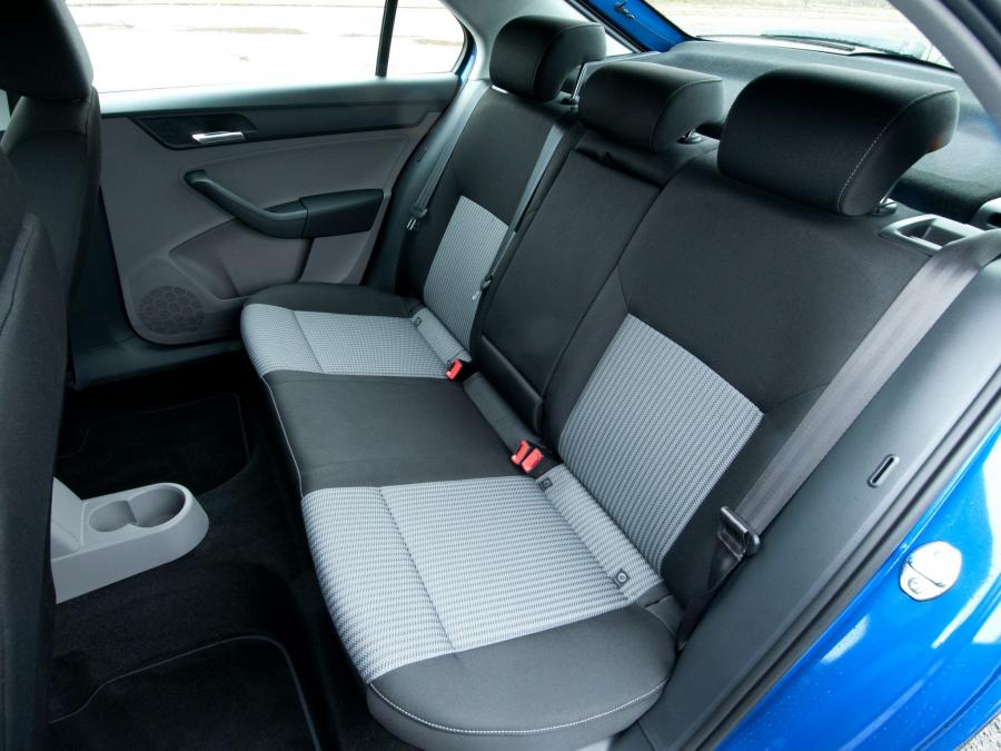  Seat Toledo 2012 года  (UK) (фото 2 из 12)